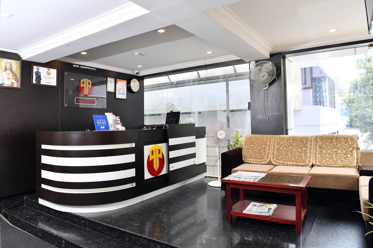Oyo 18604 Puthens Capitol Inn Kochi Bagian luar foto